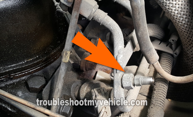 Schrader Valve Location 4.9L Engine. How To Test The Fuel Pump (1987, 1988, 1989, 1990, 1991, 1992, 1993, 1994, 1995, 1996 Ford E150, E250, E350) Schrader Valve Location 4.9L Engine. How To Test The Fuel Pump (1987, 1988, 1989, 1990, 1991, 1992, 1993, 1994, 1995, 1996 Ford E150, E250, E350)