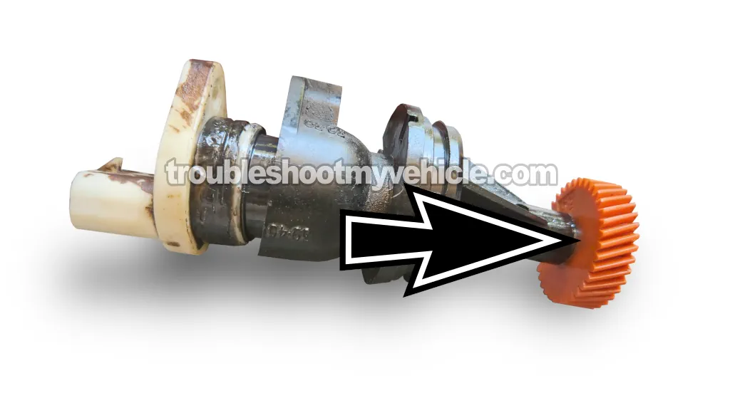 Inspecting The Plastic Speedometer Pinion Gear. P0500 Diagnostic: VSS Sensor Tests (1996, 1997 5.2L, 5.9L V8 Dodge Ram Pickup) Inspecting The Plastic Speedometer Pinion Gear. P0500 Diagnostic: VSS Sensor Tests (1996, 1997 5.2L, 5.9L V8 Dodge Ram Pickup)