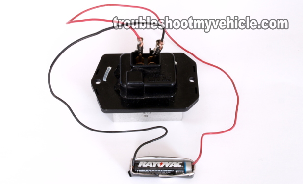 Bench Testing the Power Transistor With a 1.5V AAA Battery. How To Test The Blower Motor Power Transistor (2001-2005 1.7L Honda)